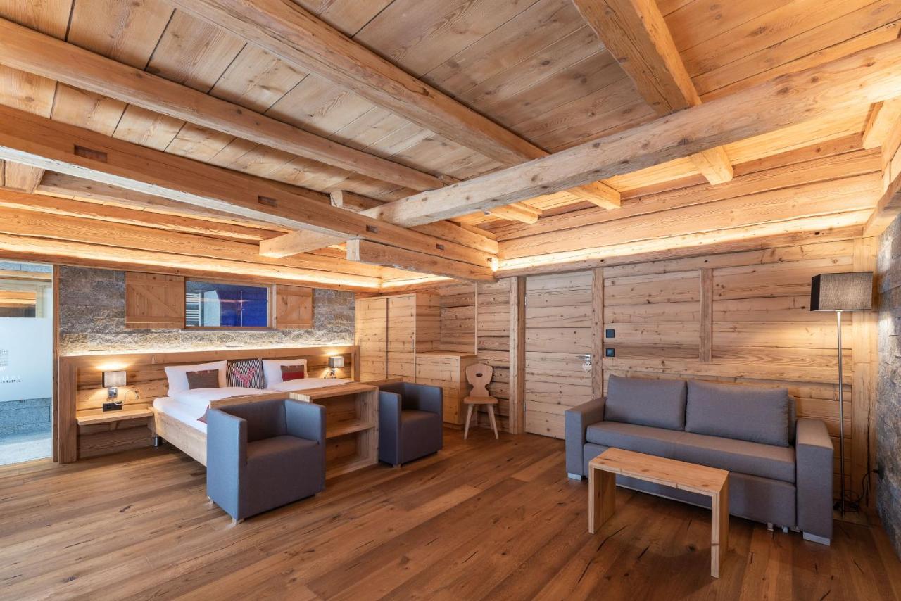 Hotel Crusch Alba Swiss Lodge Zernez Exteriör bild