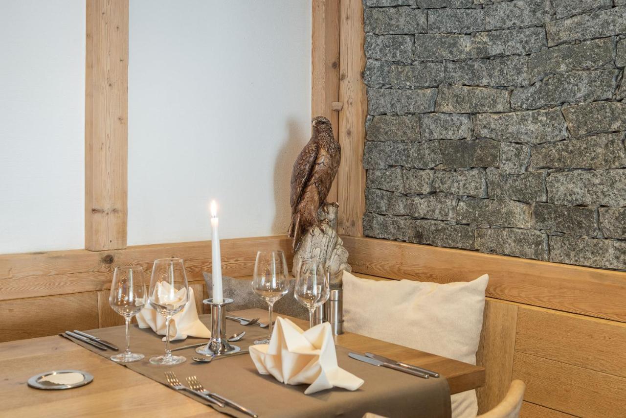 Hotel Crusch Alba Swiss Lodge Zernez Exteriör bild
